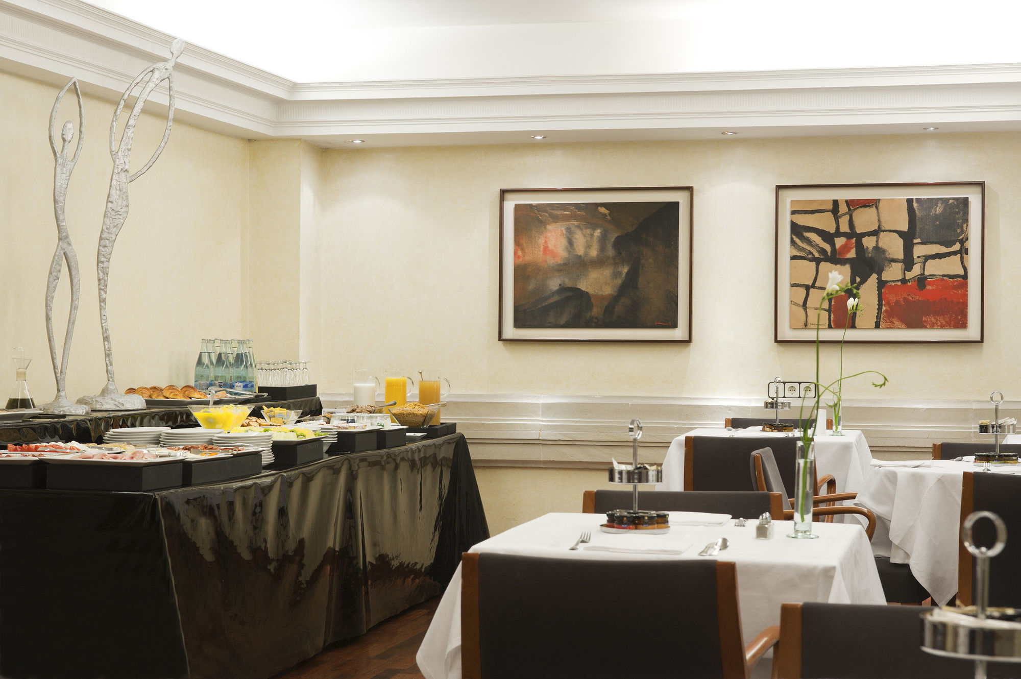 Hotell Gran Derby Suites, A Small Luxury Of The World 4*